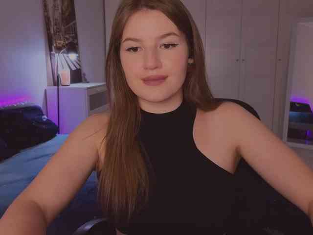 Alwaysfrida webcam