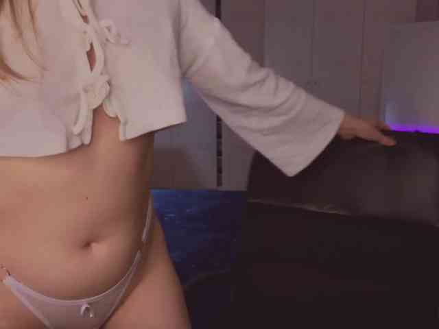 Alwaysfrida webcam