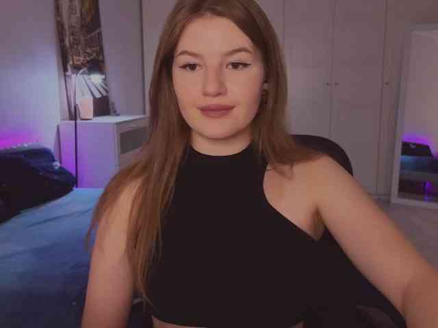 Alwaysfrida webcam