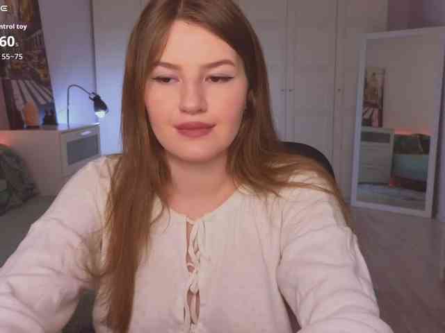 Alwaysfrida webcam