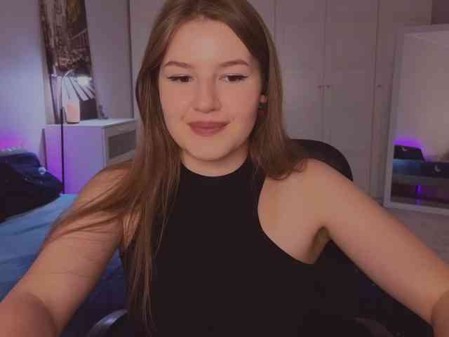 Alwaysfrida webcam