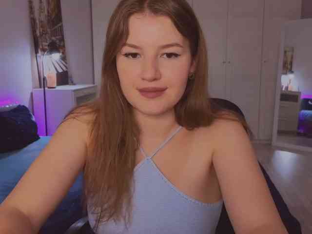Alwaysfrida webcam