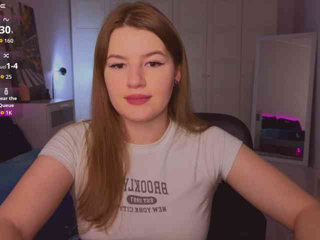 Alwaysfrida webcam