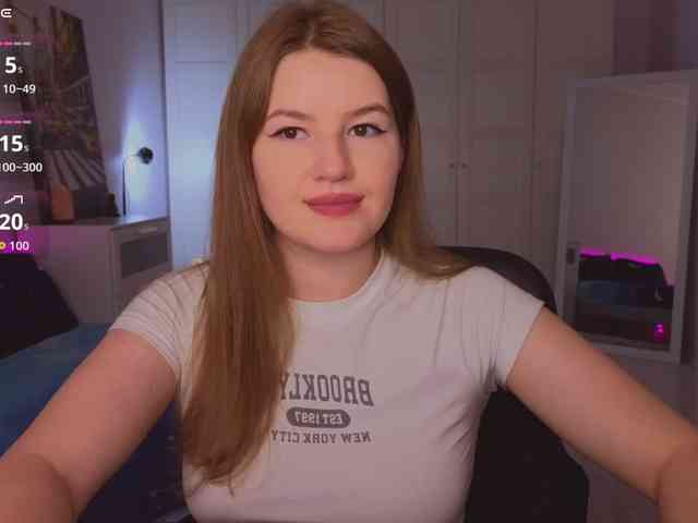 Alwaysfrida webcam