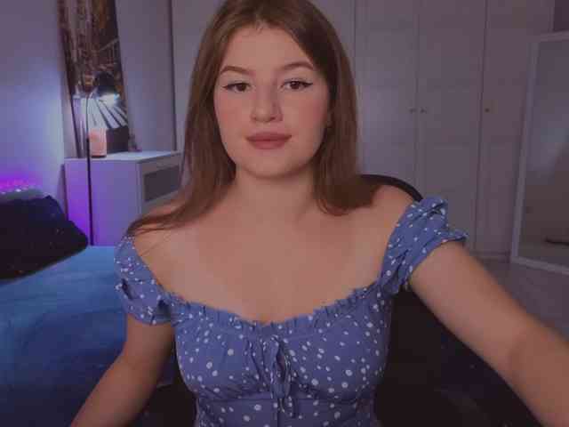 Alwaysfrida webcam