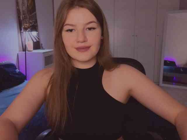 Alwaysfrida webcam