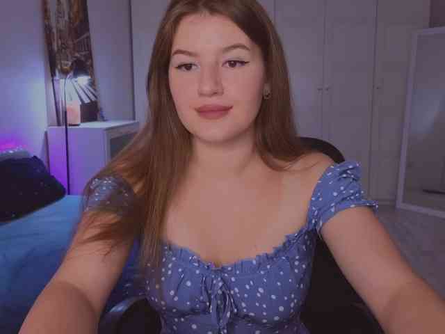 Alwaysfrida webcam