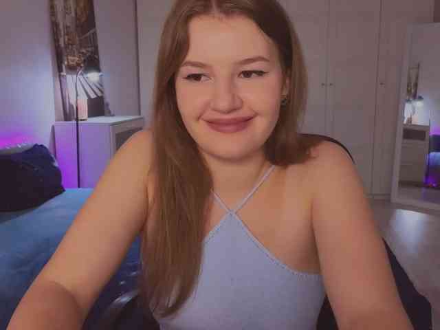 Alwaysfrida webcam