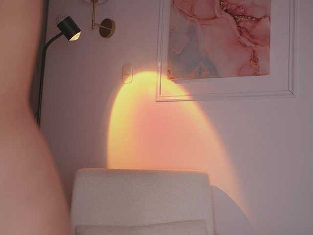  GigiLee chat room