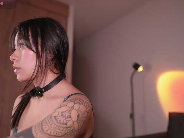 GigiLee's BongaCams show and profile