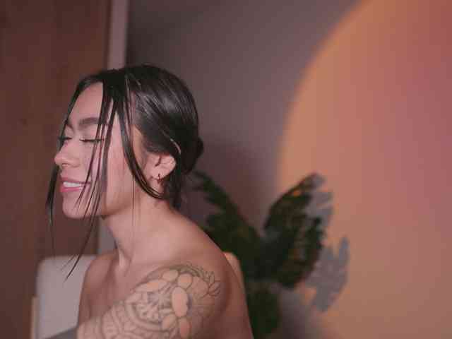 GigiLee webcam