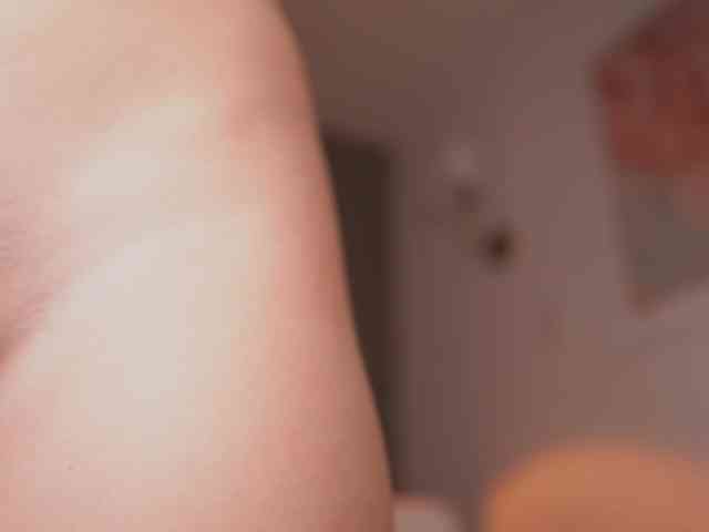 GigiLee webcam