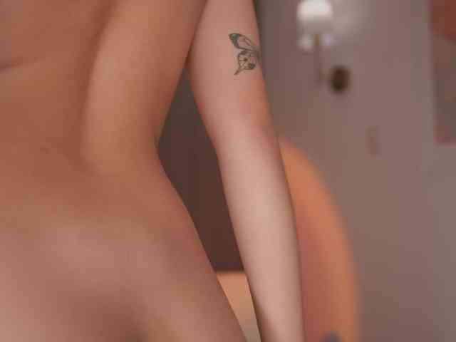 GigiLee webcam