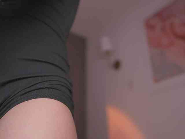 GigiLee webcam