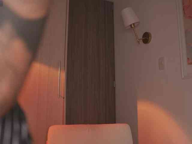 GigiLee webcam