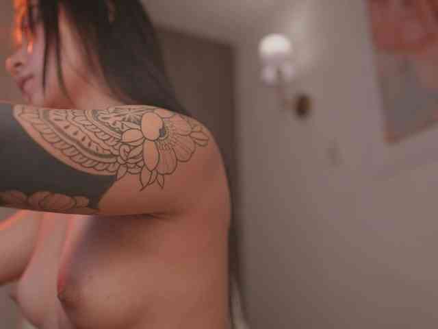 GigiLee webcam