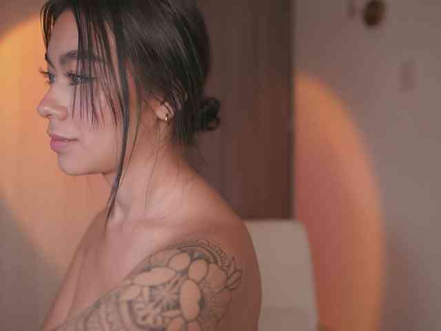 GigiLee webcam
