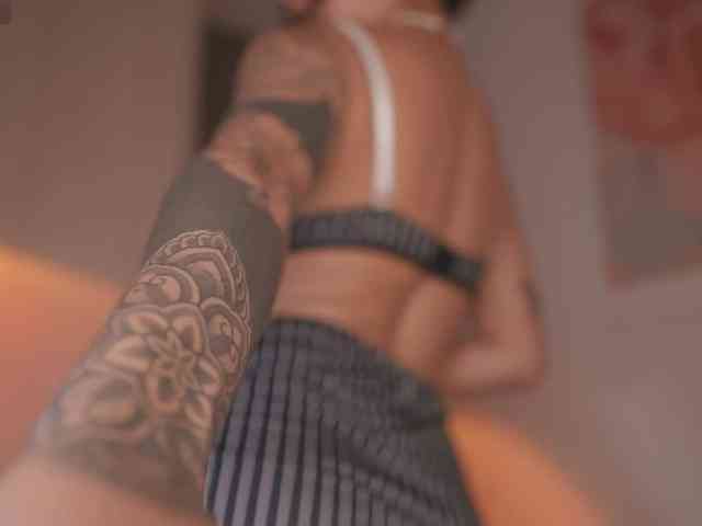 GigiLee webcam