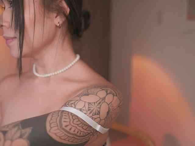 GigiLee webcam