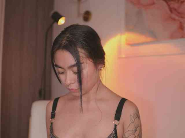 GigiLee webcam