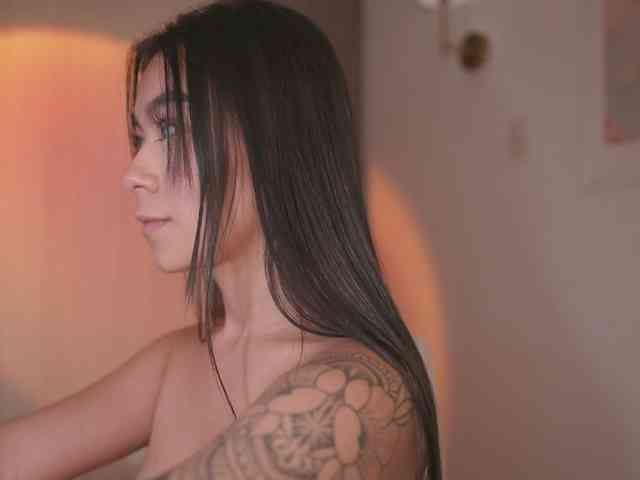 GigiLee webcam