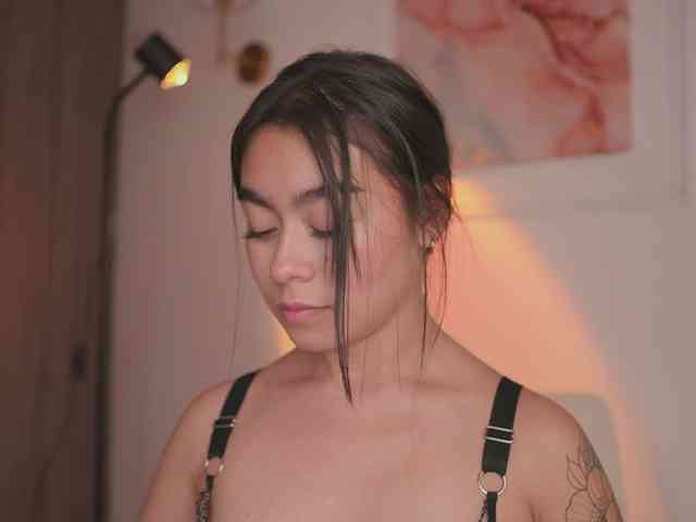 GigiLee webcam