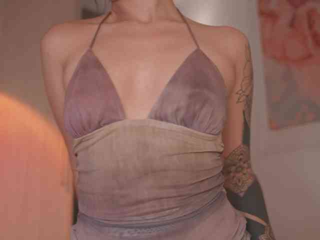 GigiLee webcam