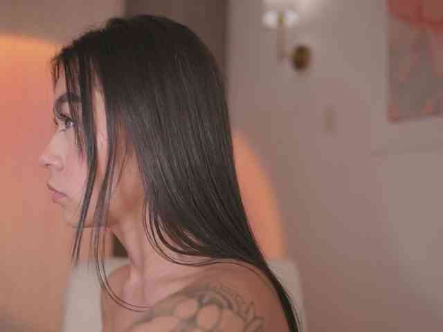 GigiLee webcam