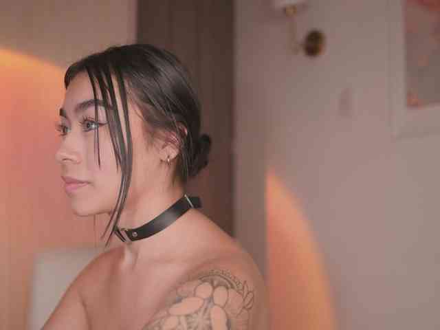 GigiLee webcam