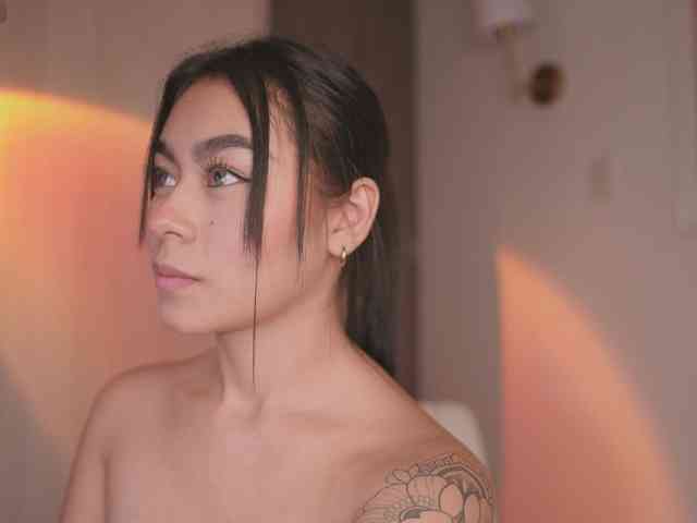 GigiLee webcam