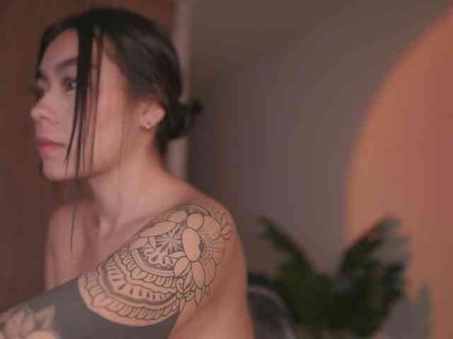 GigiLee webcam