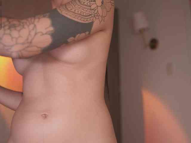 GigiLee webcam