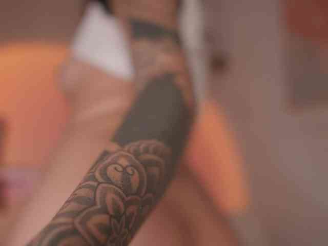 GigiLee webcam