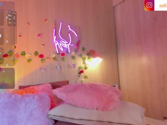 Sofi-Blossom's BongaCams show and profile