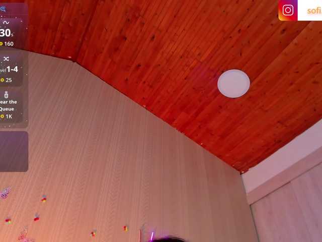 Sofi-Blossom's BongaCams show and profile