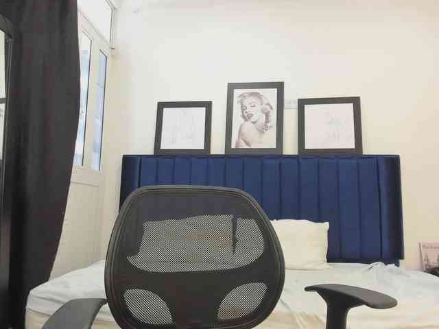 AnnHouston AnnHouston