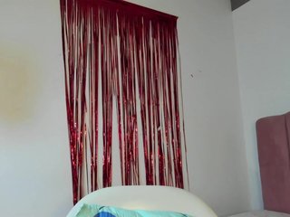 Tahira-20's Live Webcam