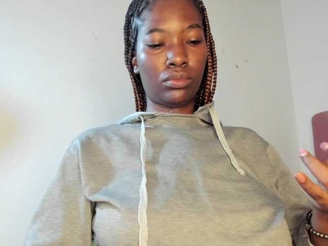 Tahira-20's BongaCams show and profile