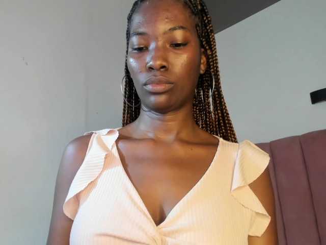 Tahira-20's BongaCams show and profile