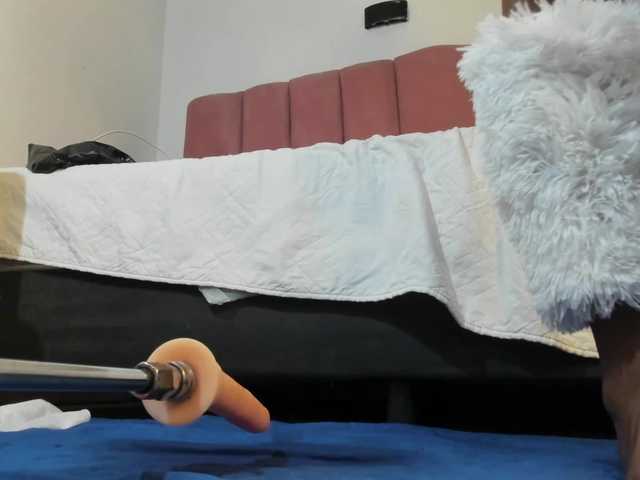 go to chat with Tahira-20