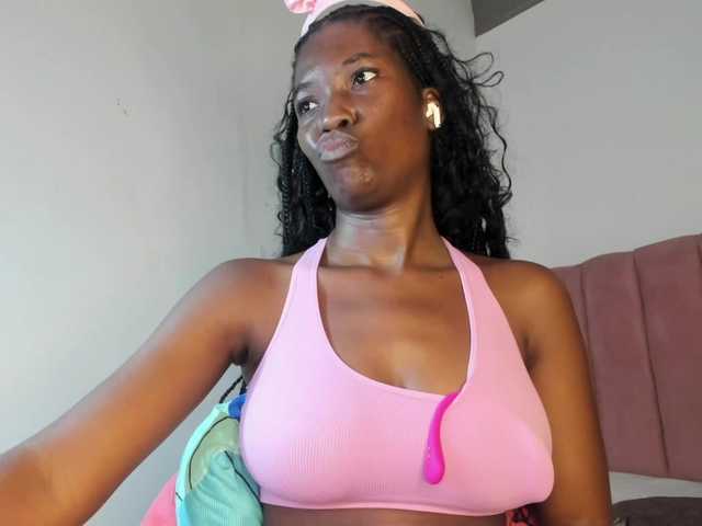 Tahira-20's BongaCams show and profile