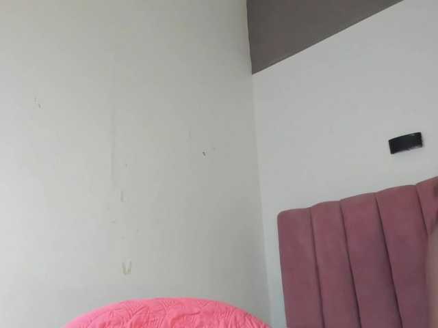 Tahira-20's BongaCams show and profile