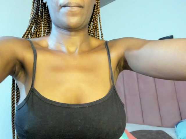 Tahira-20's BongaCams show and profile