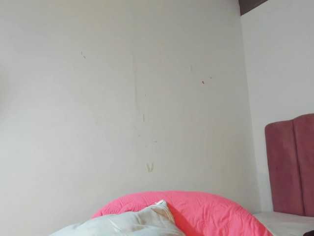 Tahira-20's BongaCams show and profile