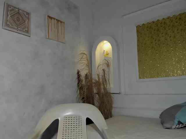 strip chat room Tahira-20