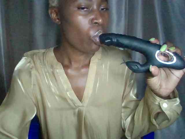 Sexxycandy webcam