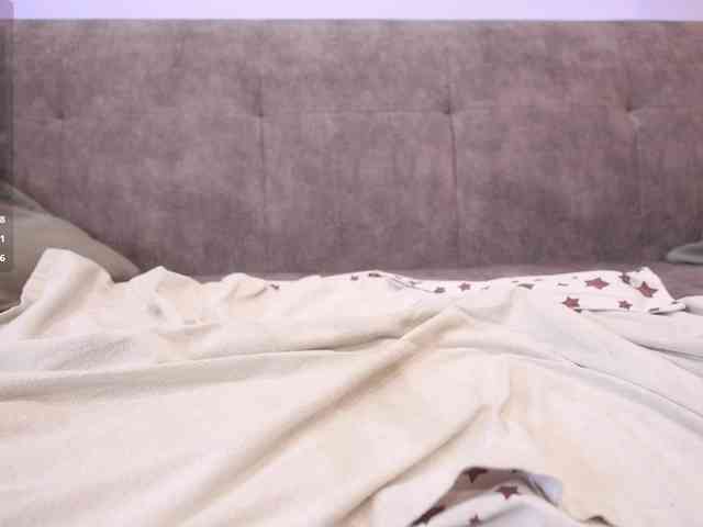 nude webcam XXSofa