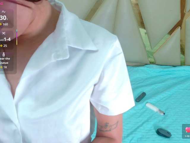 SweetSinnerr webcam bongacams model stream image