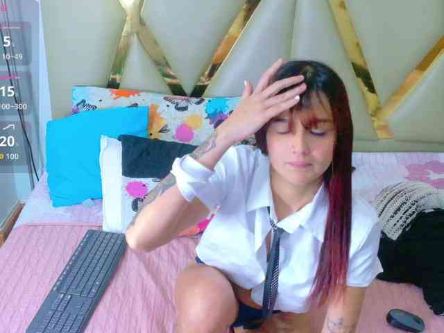 SweetSinnerr webcam