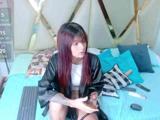 SweetSinnerr webcam